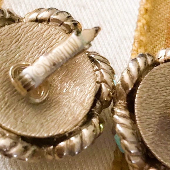 Vintage Sarah Coventry Aurora Borealis Rhinestone Encrusted Domed Clip Earrings - Picture 5 of 6